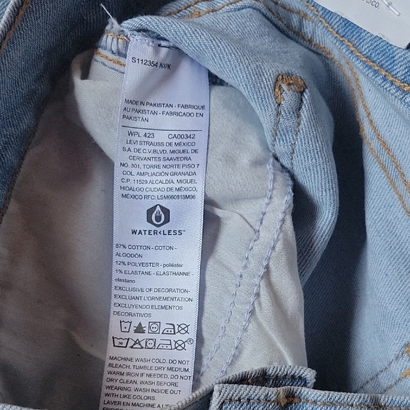 LEVI  Strauss  Boyfriend Light Blue Striped Women's Jeans Size 12 - Picture 14 of 16